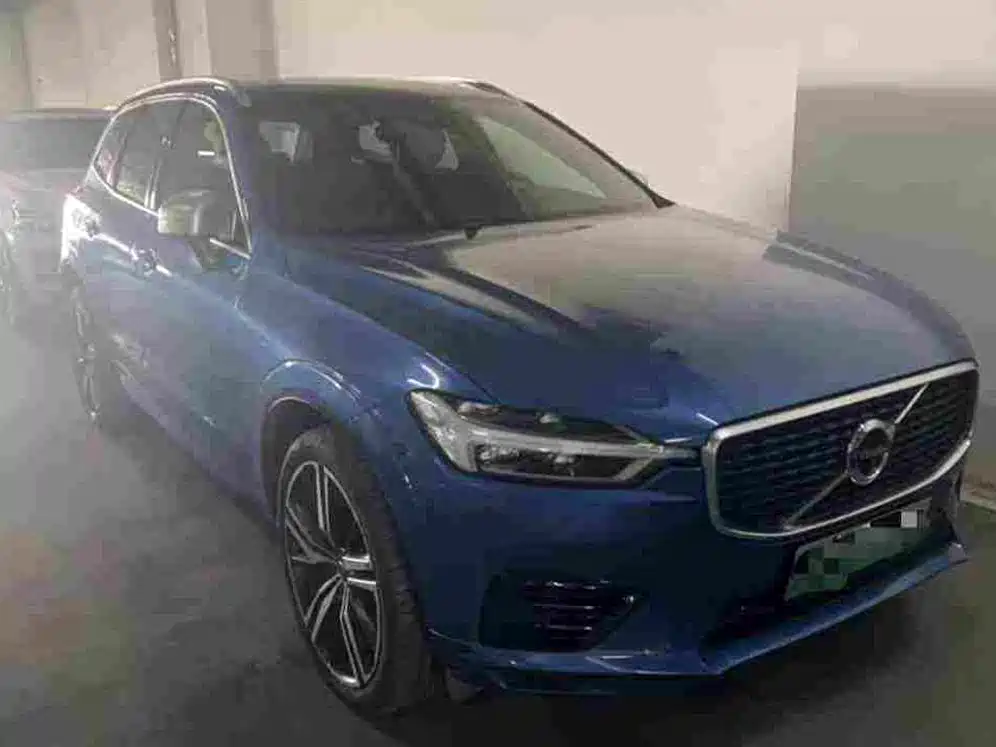 Volvo XC60 Plug-In Hybrid 2019 — фото 1