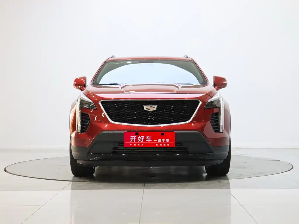 Cadillac XT4 2022 — фото 1