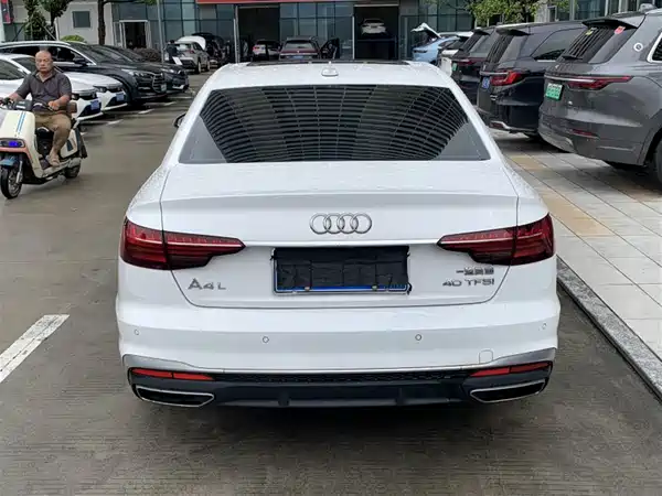Audi A4L 2022