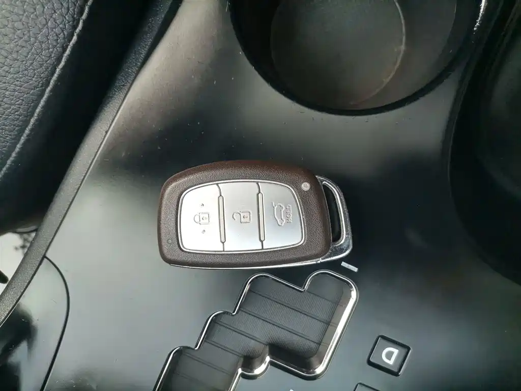Hyundai ix35 2015 — фото 17
