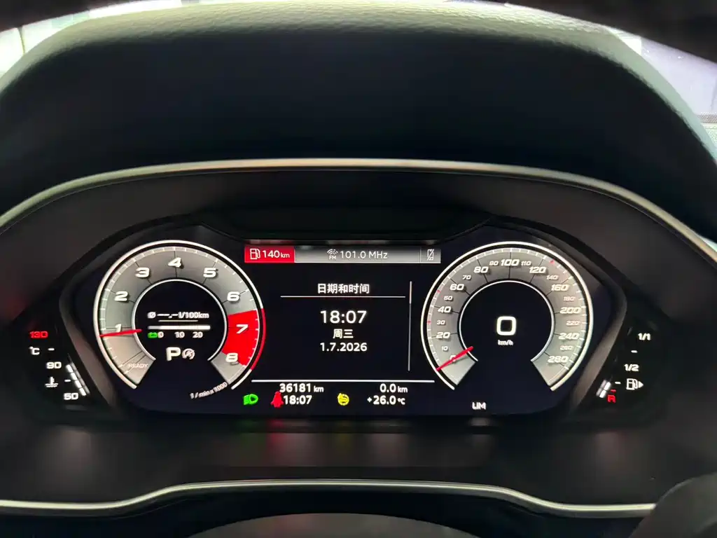 Audi Q3 Sportback 2022 — фото 15