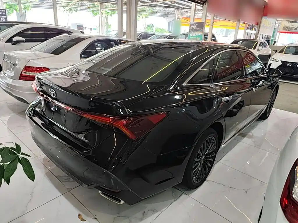 Toyota Avalon 2020