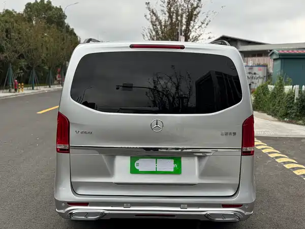 Mercedes-Benz V-Class 2016
