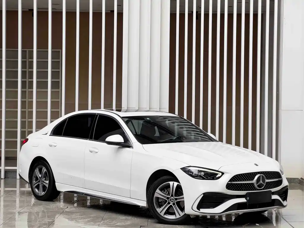 Mercedes-Benz C-Class 2021
