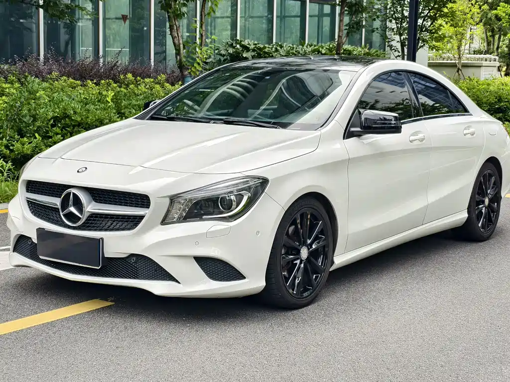 Mercedes-Benz CLA 2015