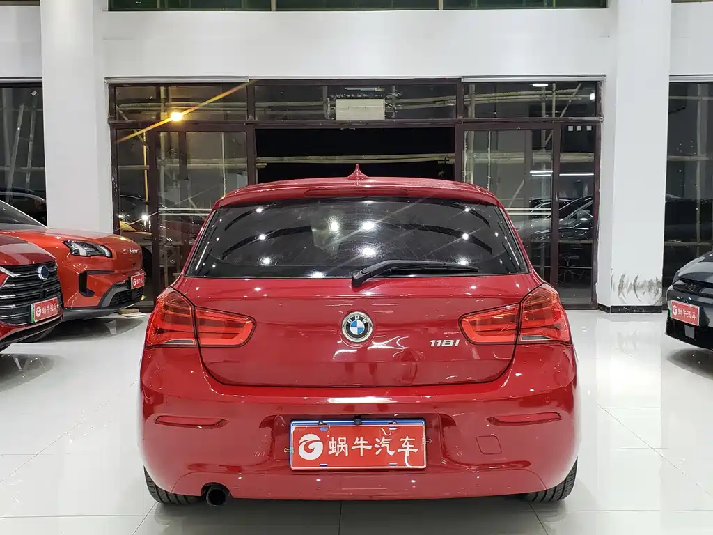 BMW 1 Series 2015 — фото 12