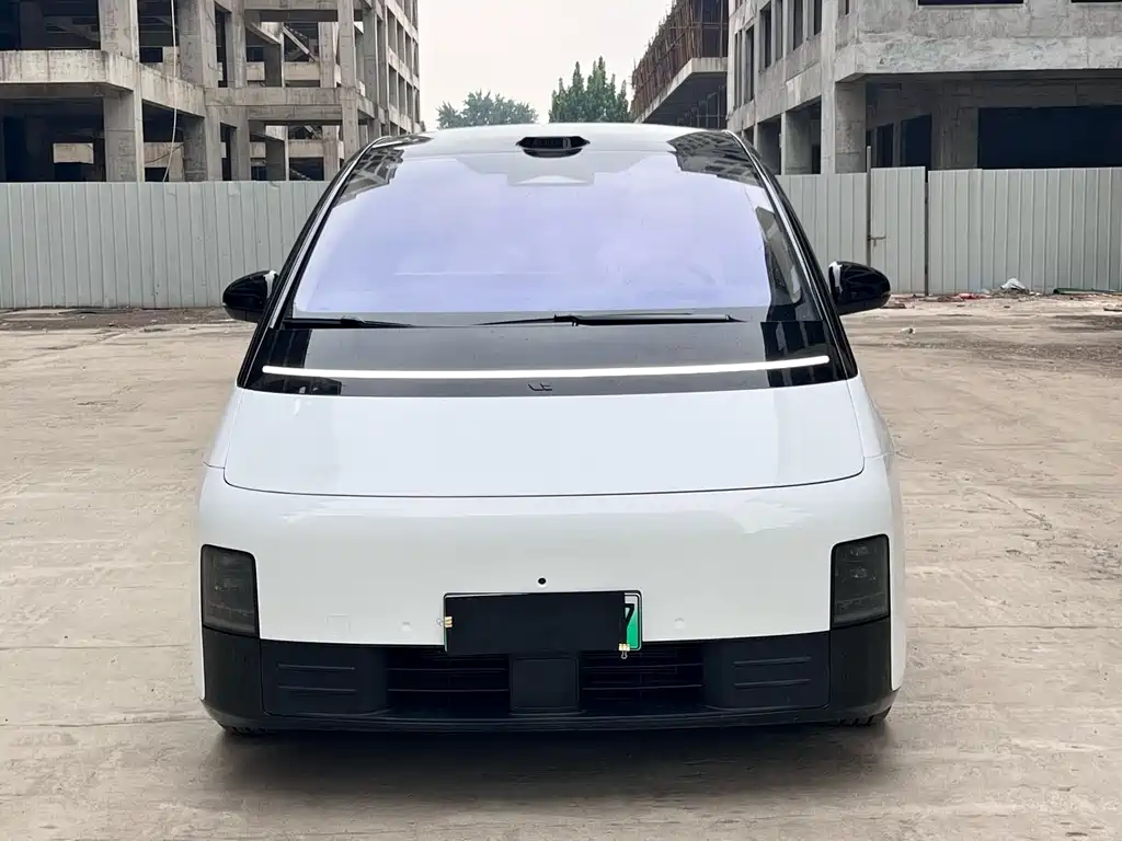 Li Auto Li MEGA 2025
