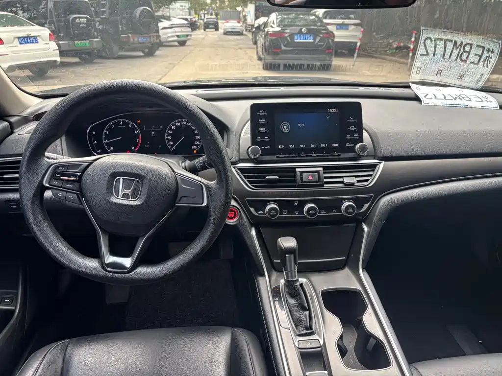 Honda Accord 2019 — фото 6