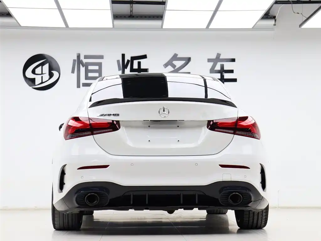 Mercedes-Benz A-Class AMG 2023 — фото 26