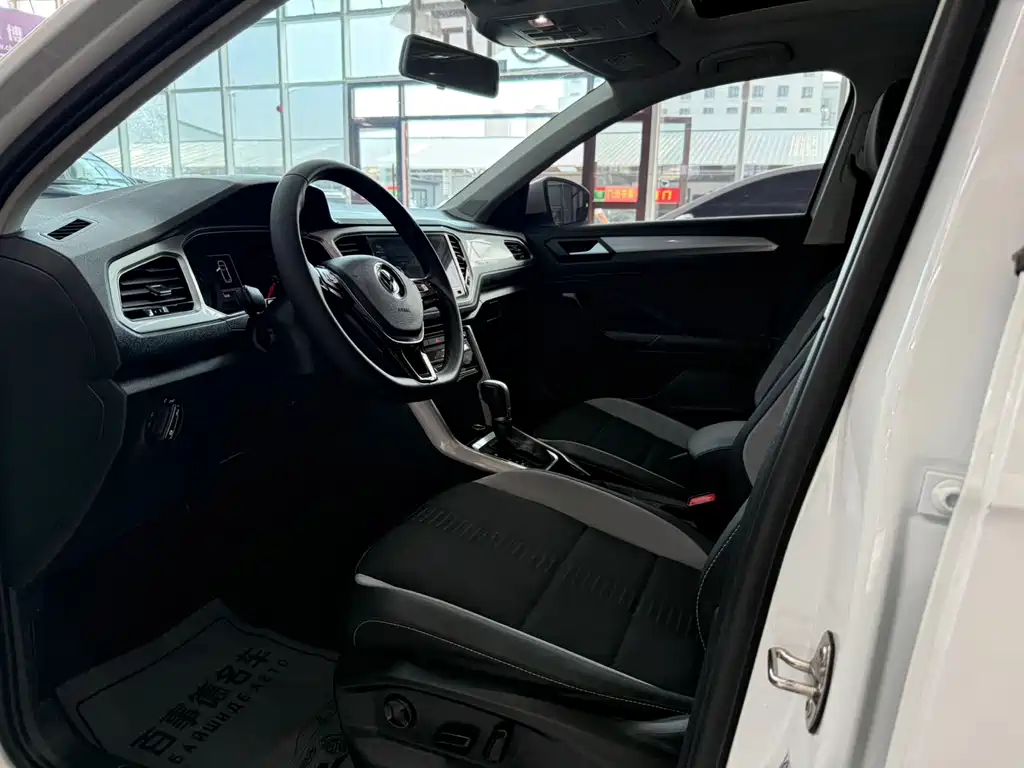 Volkswagen T-Roc 2022