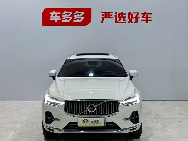 Volvo XC60 Plug-In Hybrid 2024