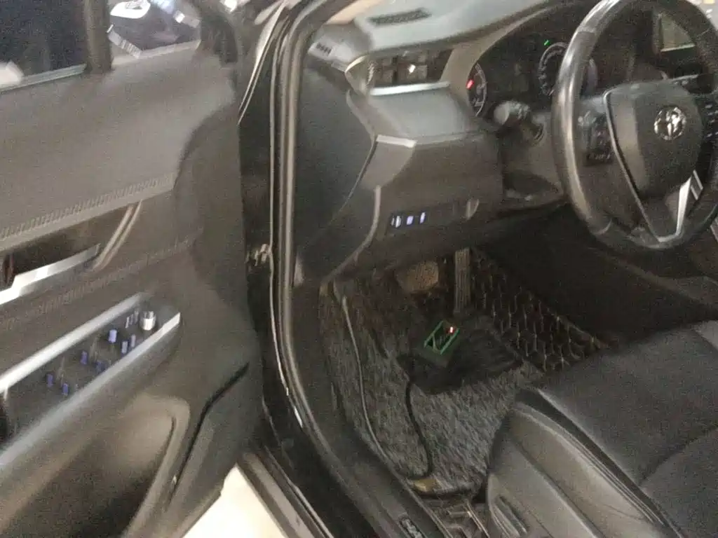 Toyota Harrier 2022 — фото 12