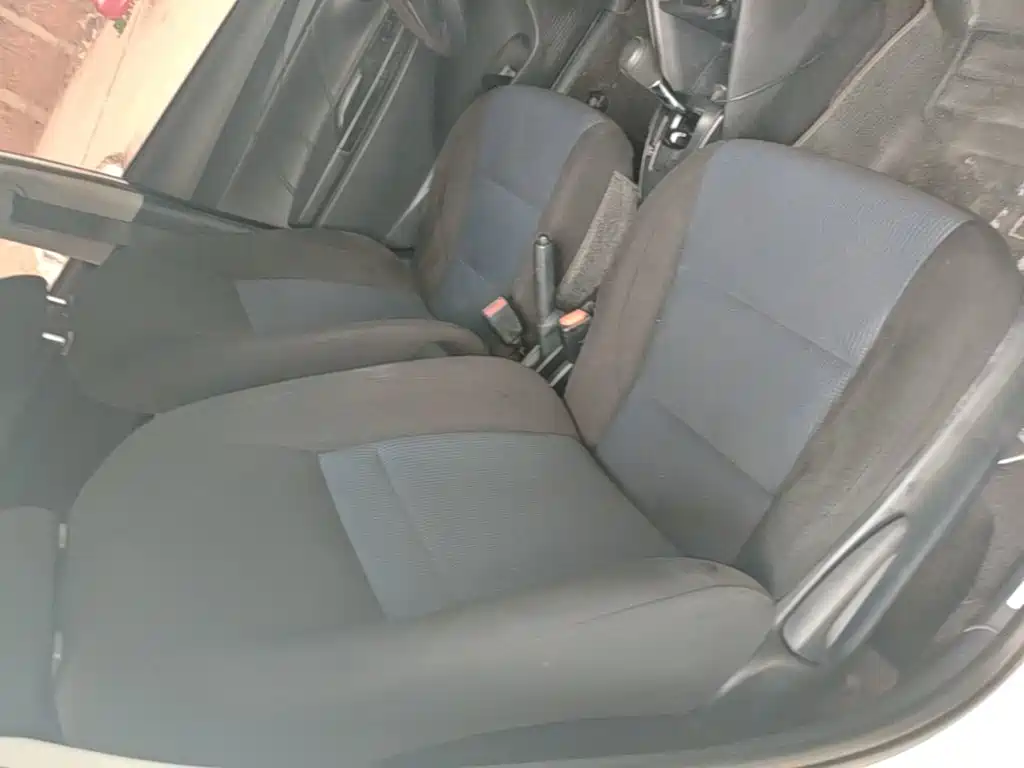 Toyota Yaris L 2019 — фото 25
