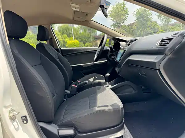 Kia K2 2017