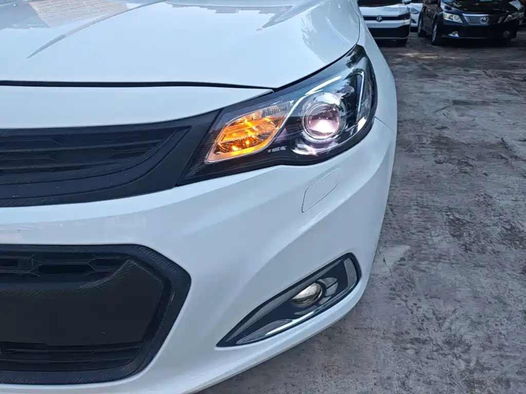Chevrolet Malibu 2016 — фото 24