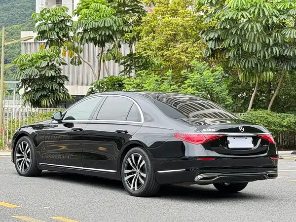 Mercedes-Benz S-Class 2021