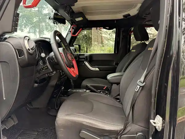 Jeep Wrangler 2016