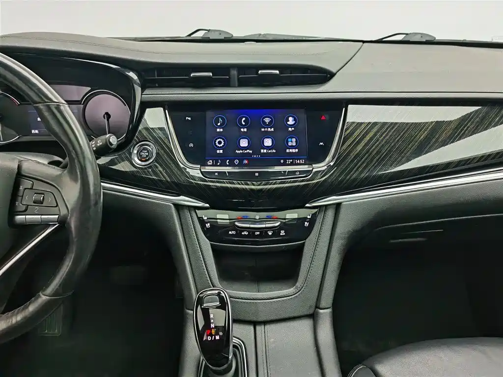 Cadillac XT6 2021 — фото 12