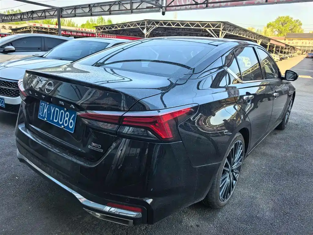 Nissan Teana 2023 — фото 16