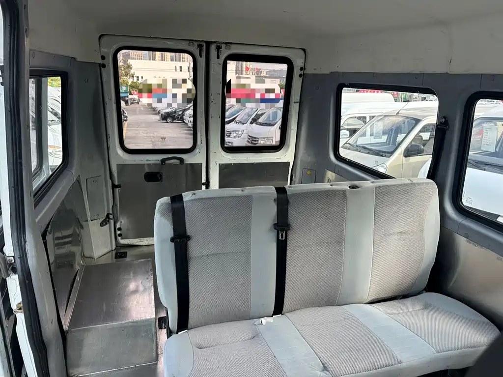 Iveco Bodhi 2018 — фото 8