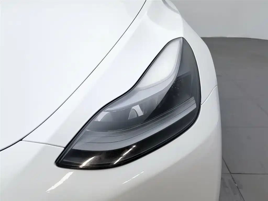 Tesla Model Y 2022 — фото 7