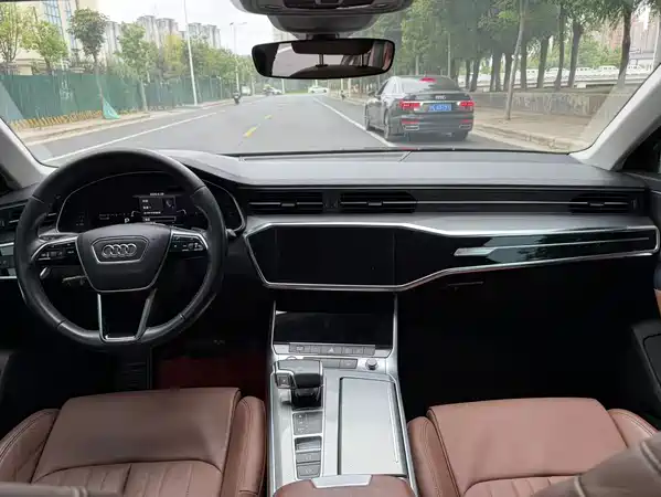 Audi A6L 2019