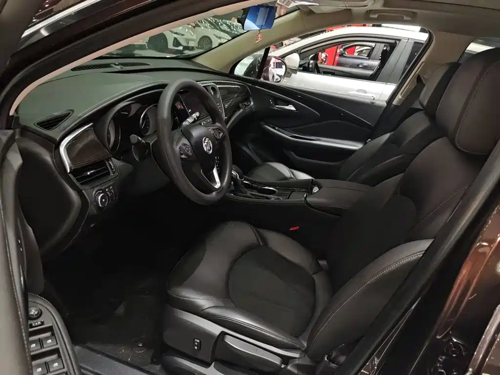 Buick Envision Plus 2020 — фото 11