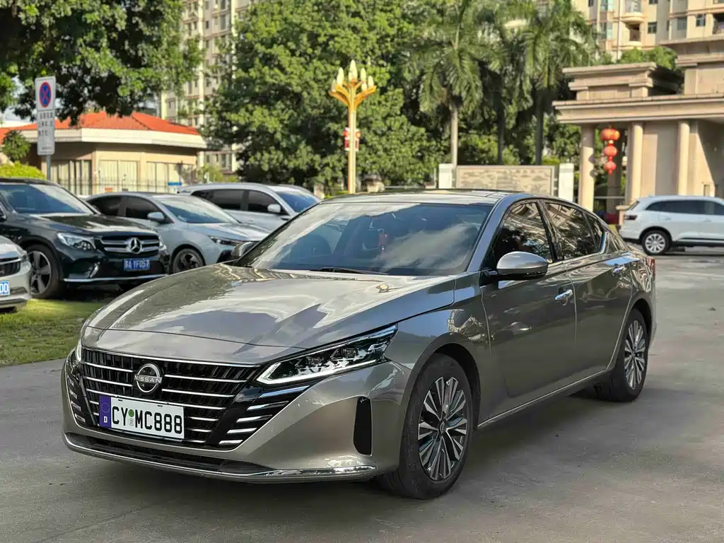 Nissan Teana 2023