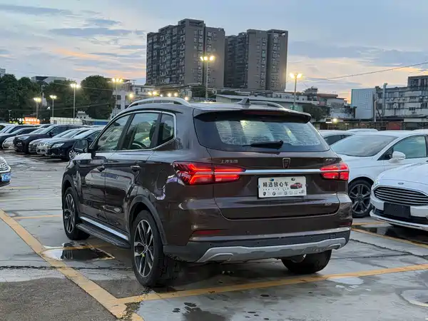 Roewe RX5 2017