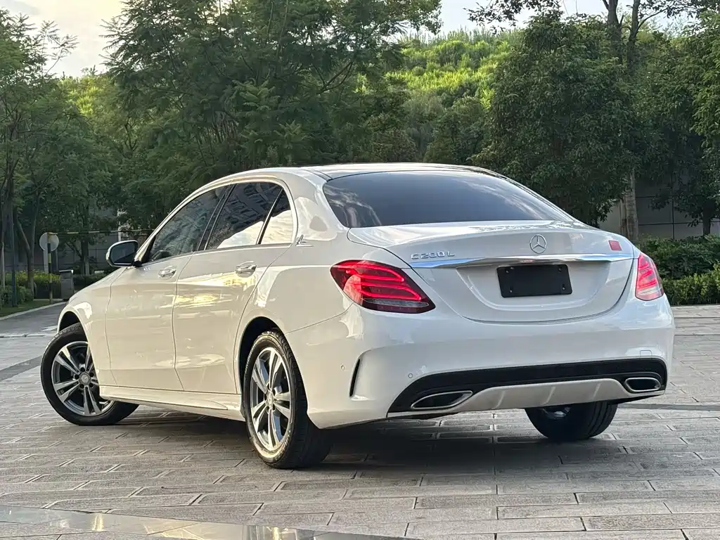 Mercedes-Benz C-Class 2016