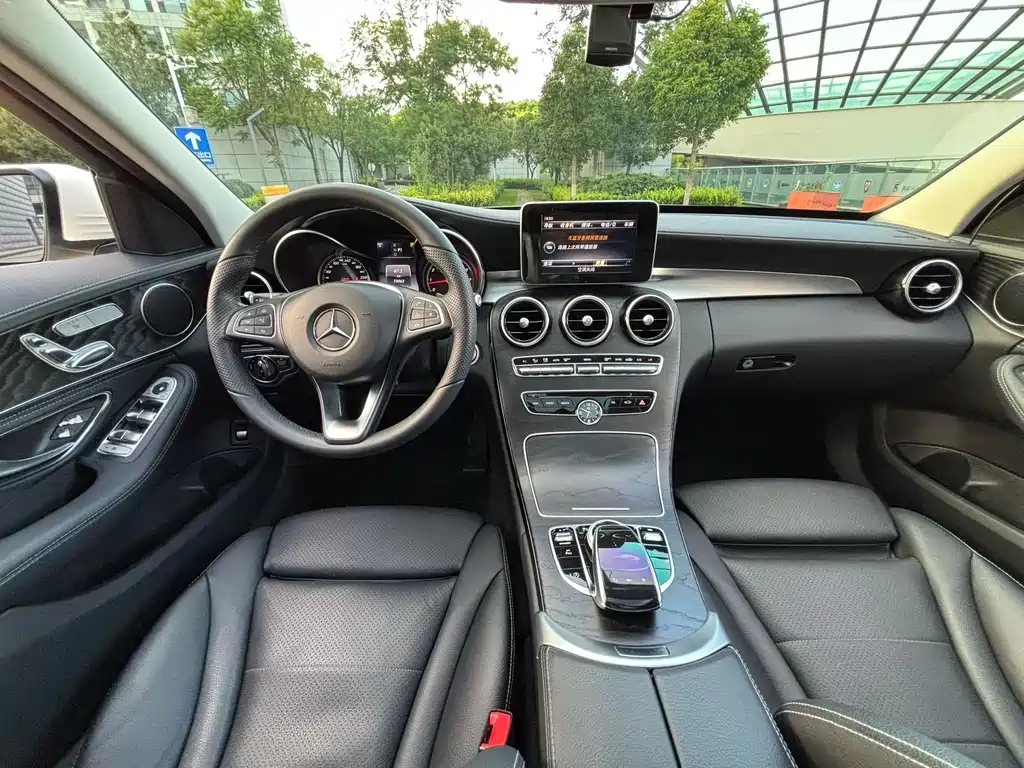Mercedes-Benz C-Class 2016 — фото 10