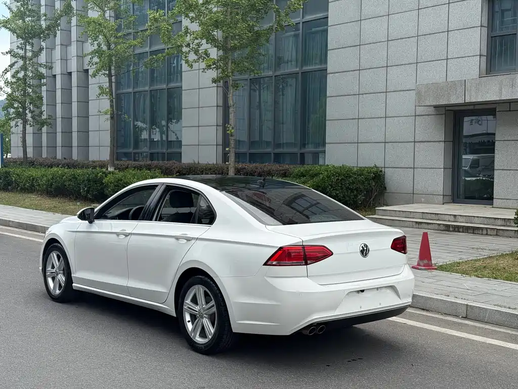 Volkswagen Lamando 2016