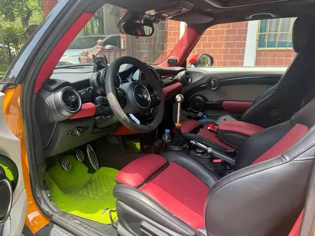 MINI MINI 2018