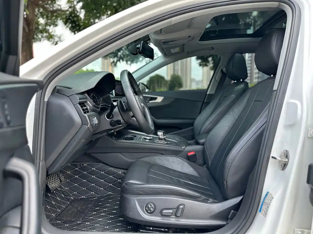 Audi A4L 2017