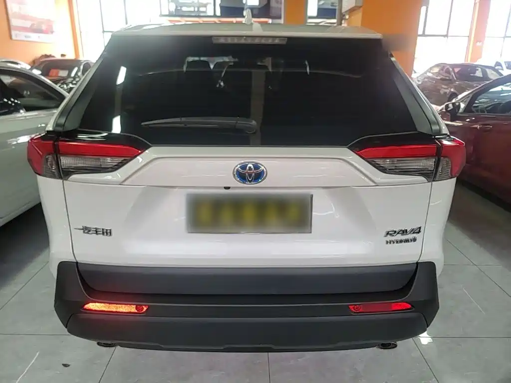 Toyota RAV4 2024