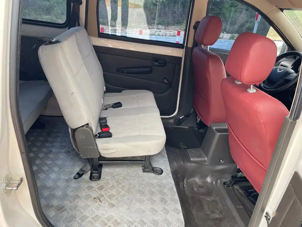 Wuling Hongguang 2018