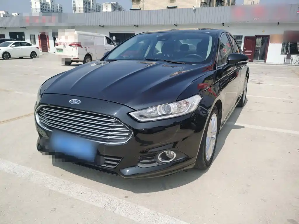 Ford Mondeo 2015 — фото 1