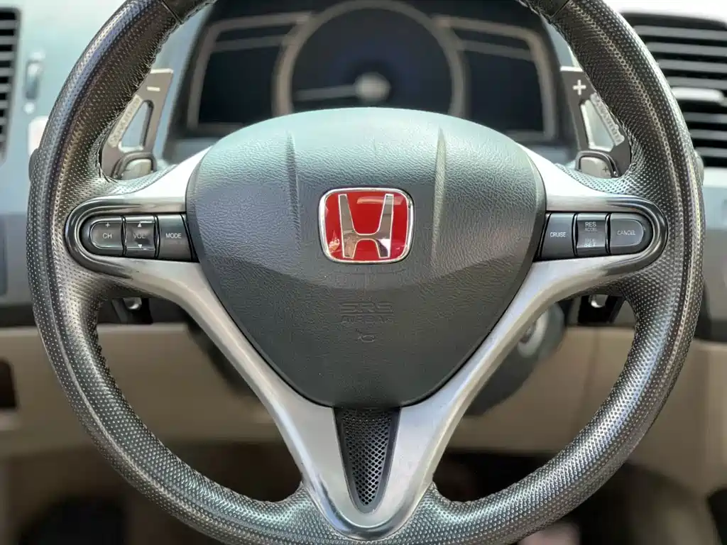 Honda Civic 2011 — фото 2