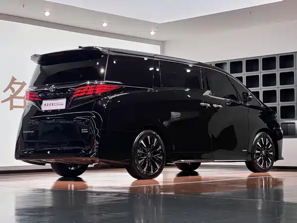 Toyota Alphard 2024