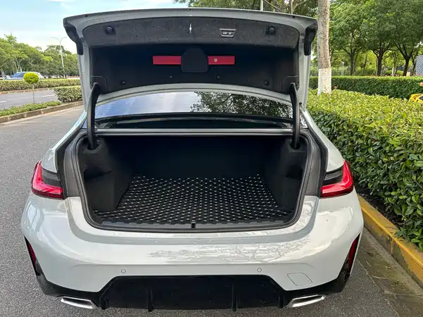BMW 3 Series 2026