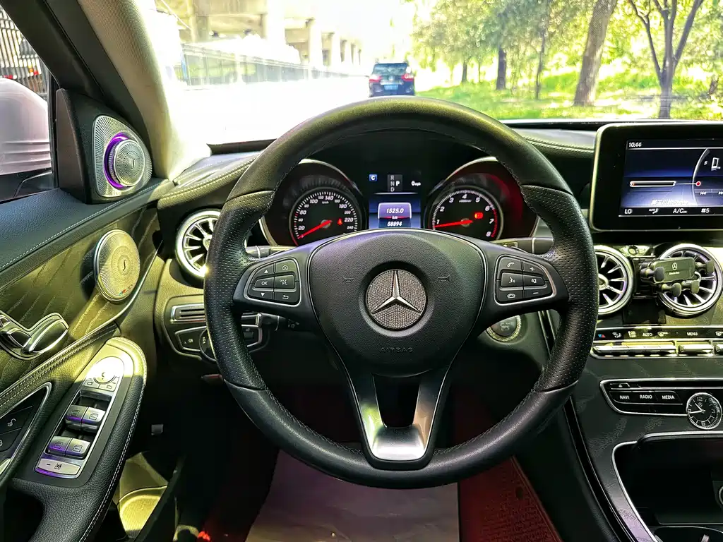 Mercedes-Benz C-Class 2017 — фото 14