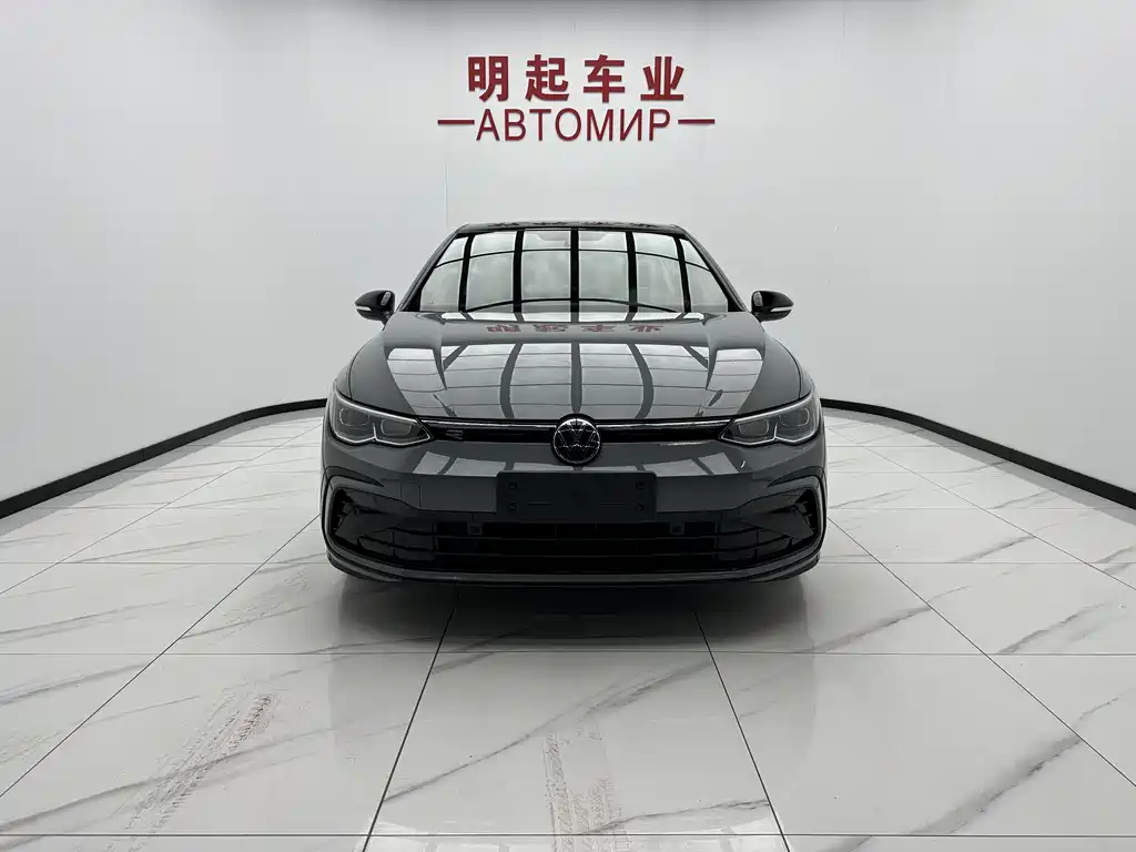 Volkswagen Golf 2023