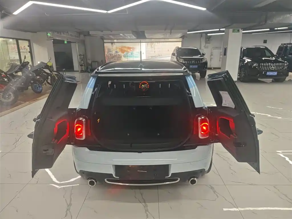 MINI Clubman 2014 — фото 15
