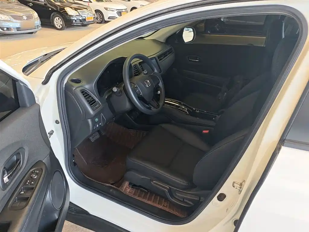Honda Vezel 2019 — фото 16