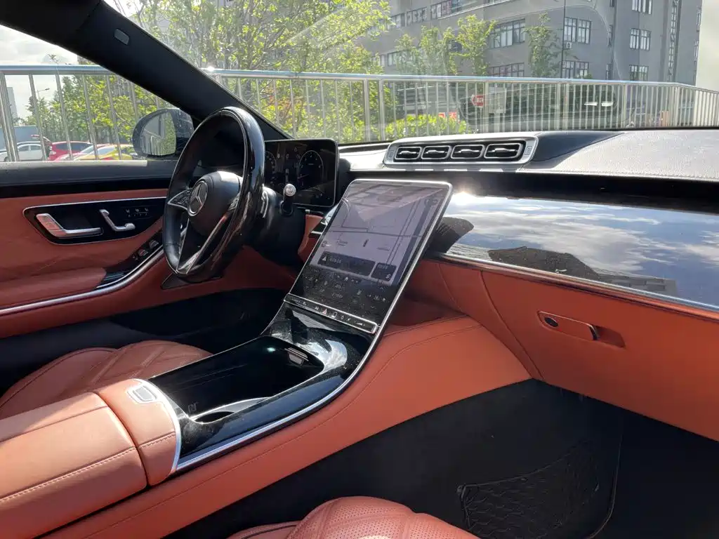 Mercedes-Benz Maybach S-Class 2022 — фото 21