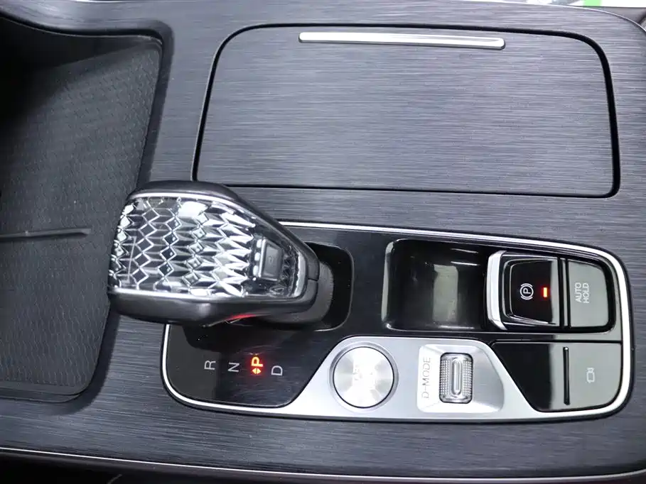 GAC Motor Trumpchi GS8 2022 — фото 10