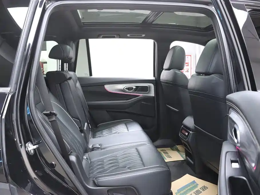 GAC Motor Trumpchi GS8 2022 — фото 16