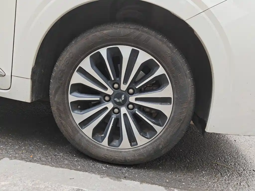 Wuling Jiachen 2023 — фото 24