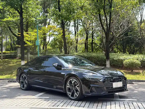 Audi A7L 2023