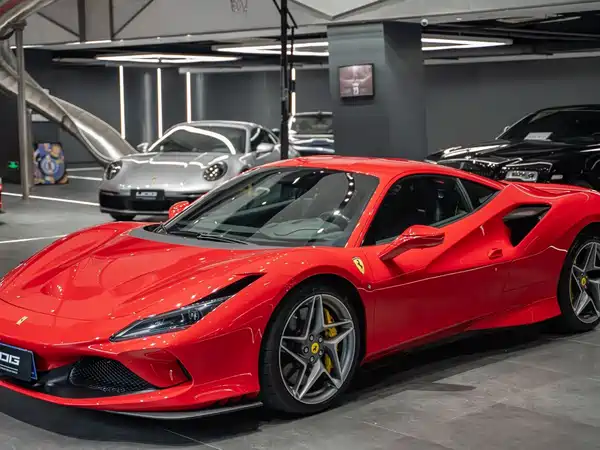 Ferrari F8 2022